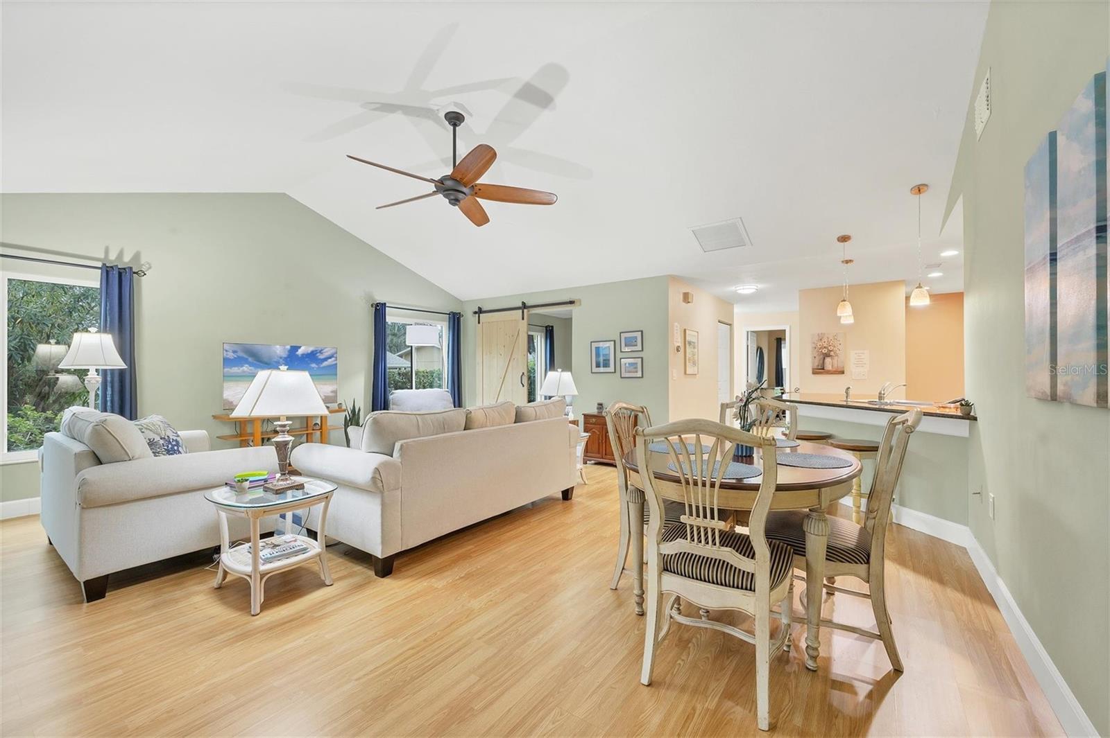 Image 19 of 51 For 3443 Tallywood Circle 7061