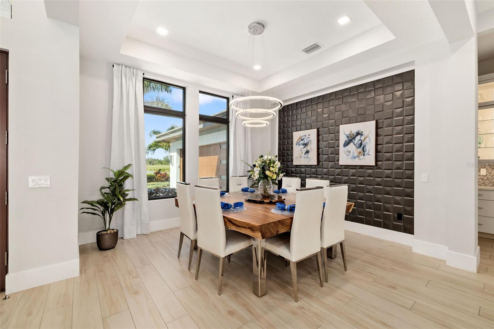 Image 11 of 100 For 3236 Founders Club Drive