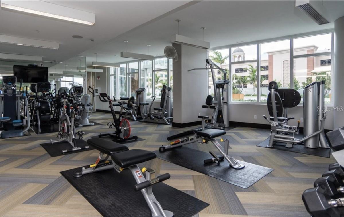 Image 11 of 19 For 175 1st Street S 404