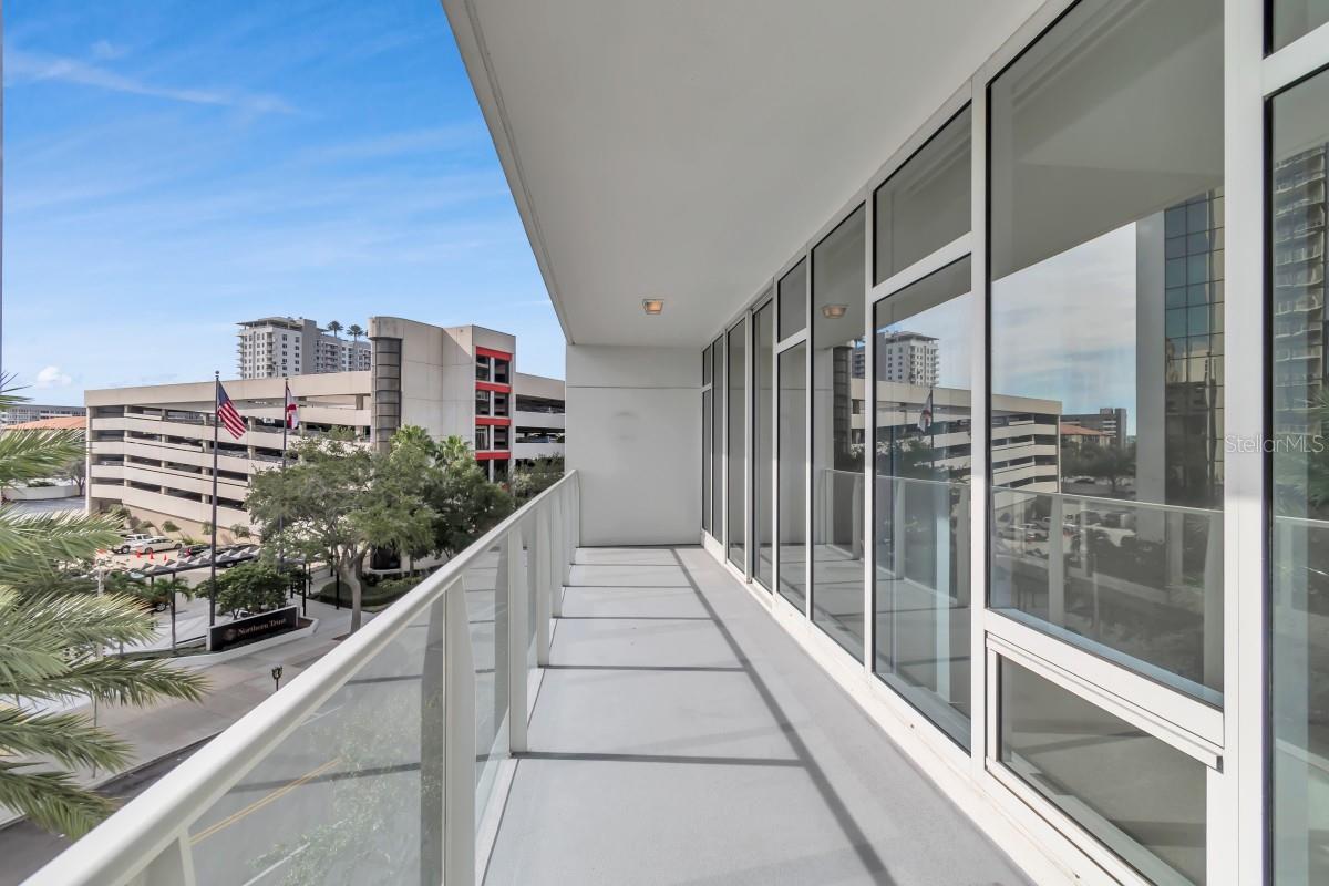 Image 13 of 19 For 175 1st Street S 404