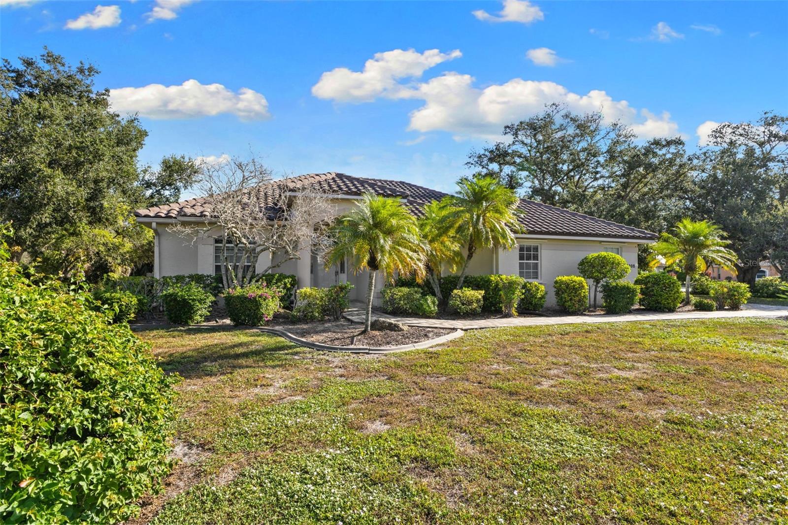 Image 4 of 43 For 2208 Calusa Lakes Boulevard