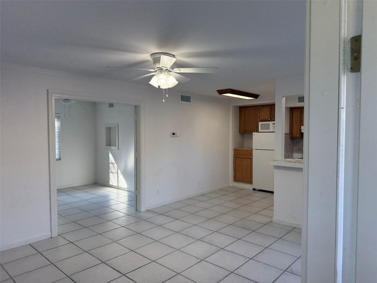 Image 4 of 27 For 2304 Ringling Boulevard 101