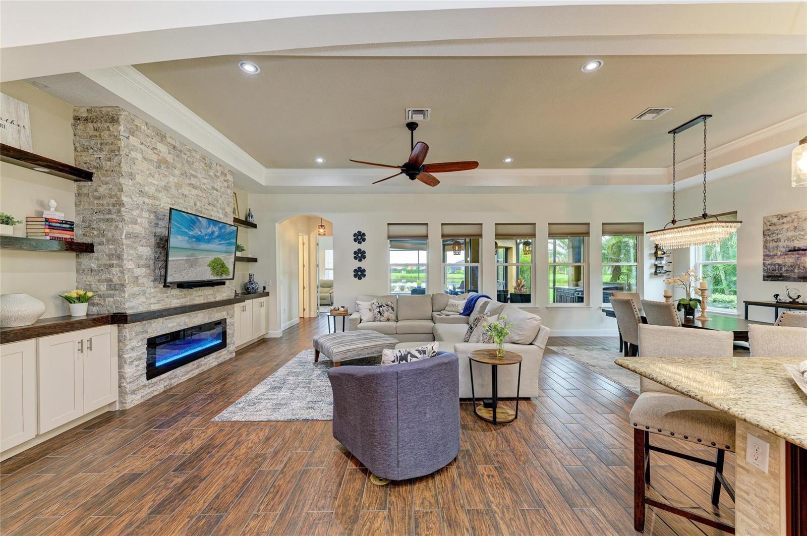 Image 20 of 80 For 4703 Tobermory Way