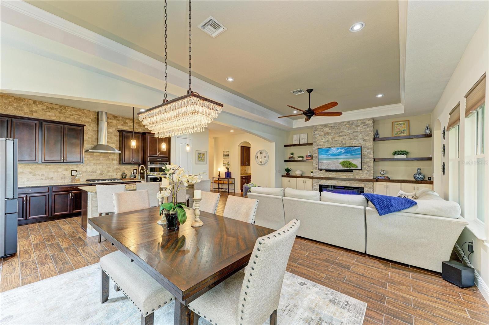 Image 32 of 80 For 4703 Tobermory Way