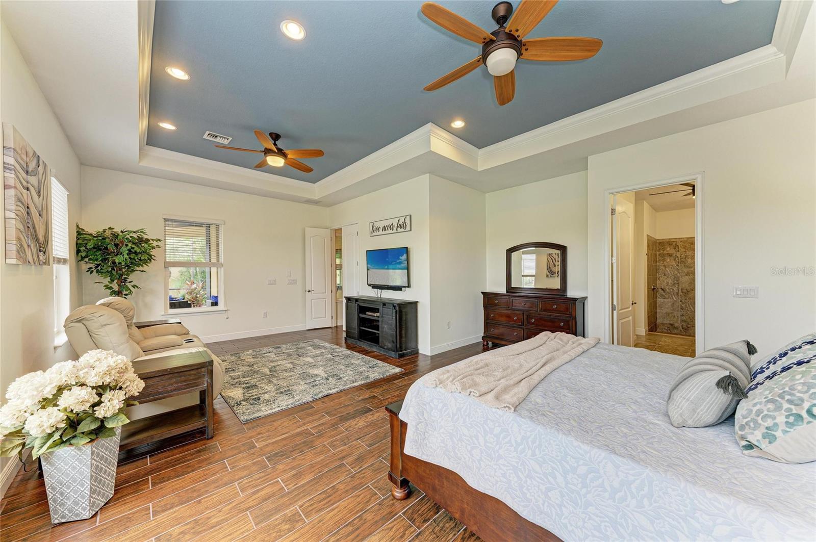 Image 39 of 80 For 4703 Tobermory Way