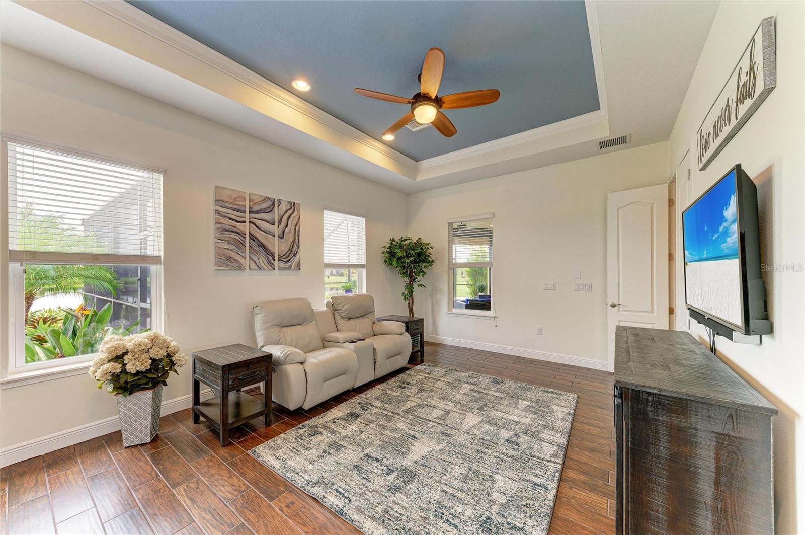 Image 41 of 80 For 4703 Tobermory Way