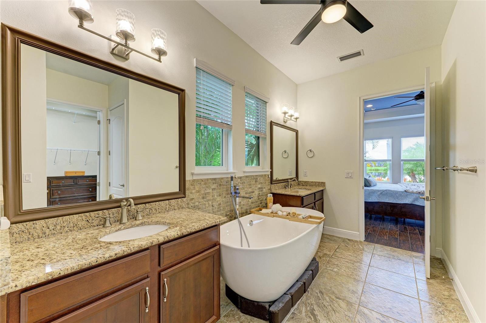 Image 44 of 80 For 4703 Tobermory Way