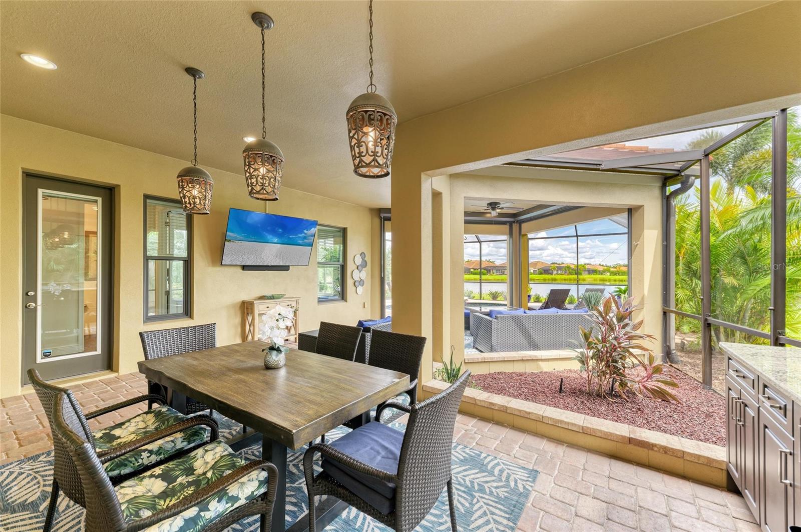 Image 66 of 80 For 4703 Tobermory Way