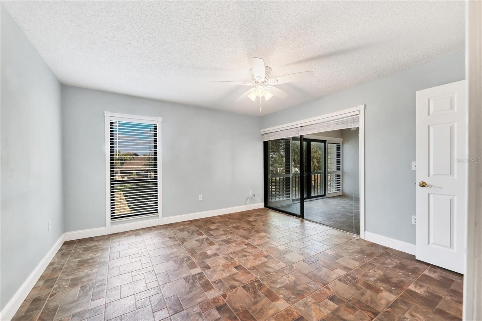 Image 16 of 28 For 8702 54th Avenue W