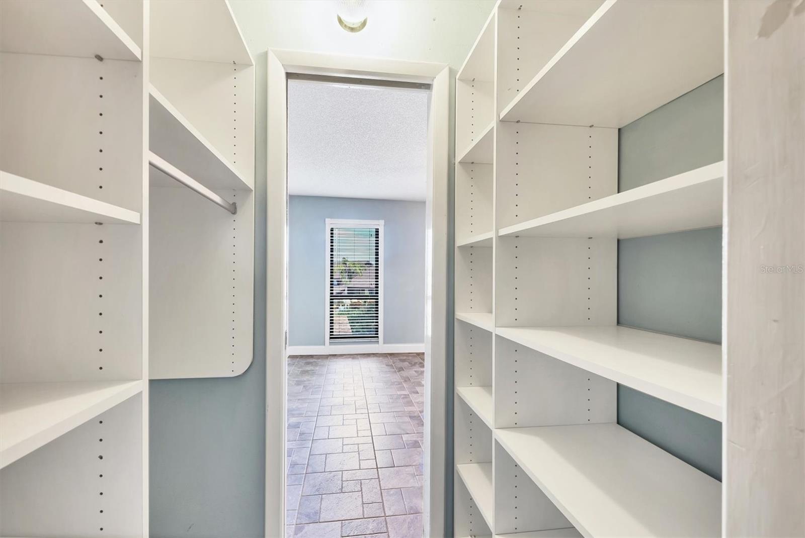 Image 17 of 28 For 8702 54th Avenue W