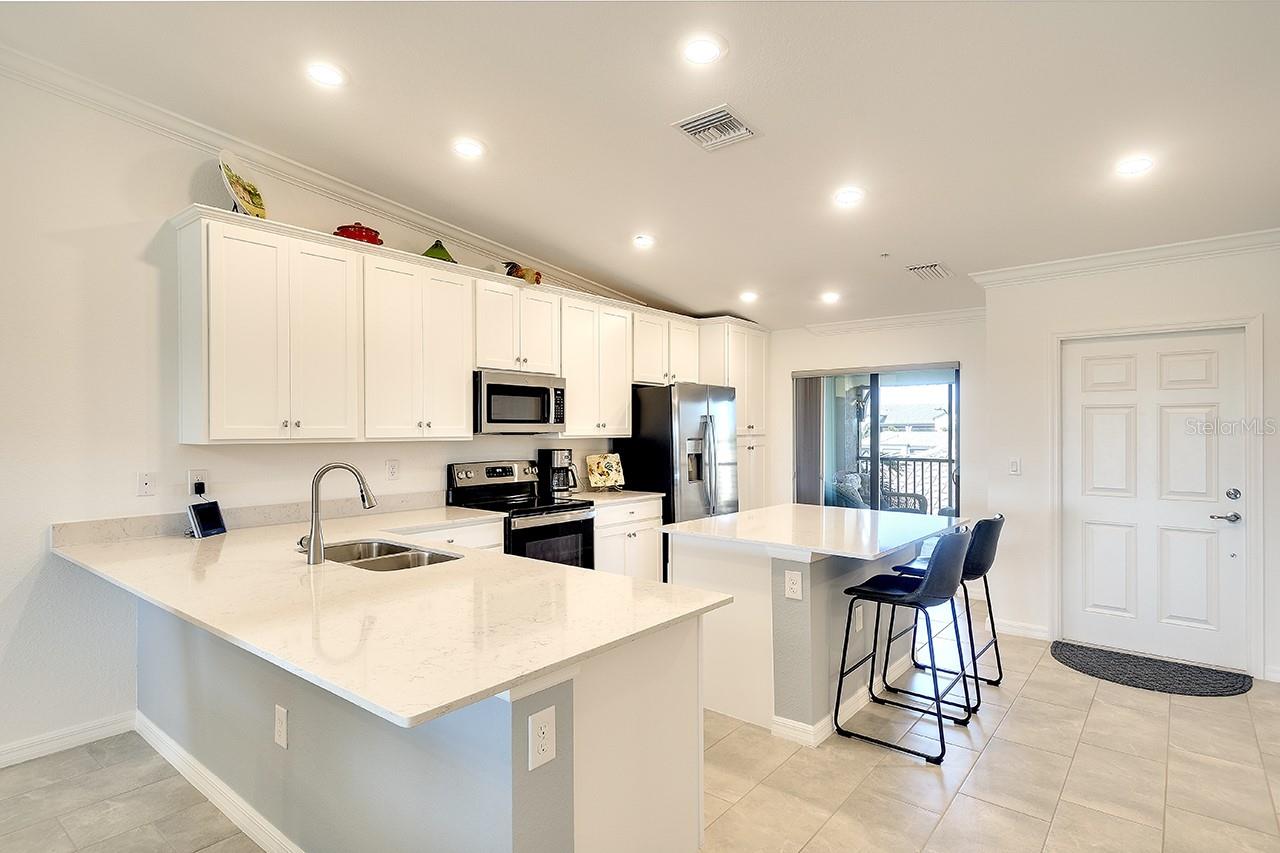 Image 6 of 69 For 5685 Palmer Circle 202