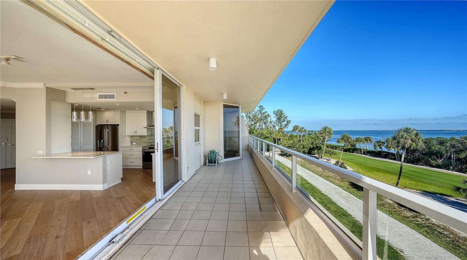 Image 8 of 45 For 3080 Grand Bay Boulevard 516