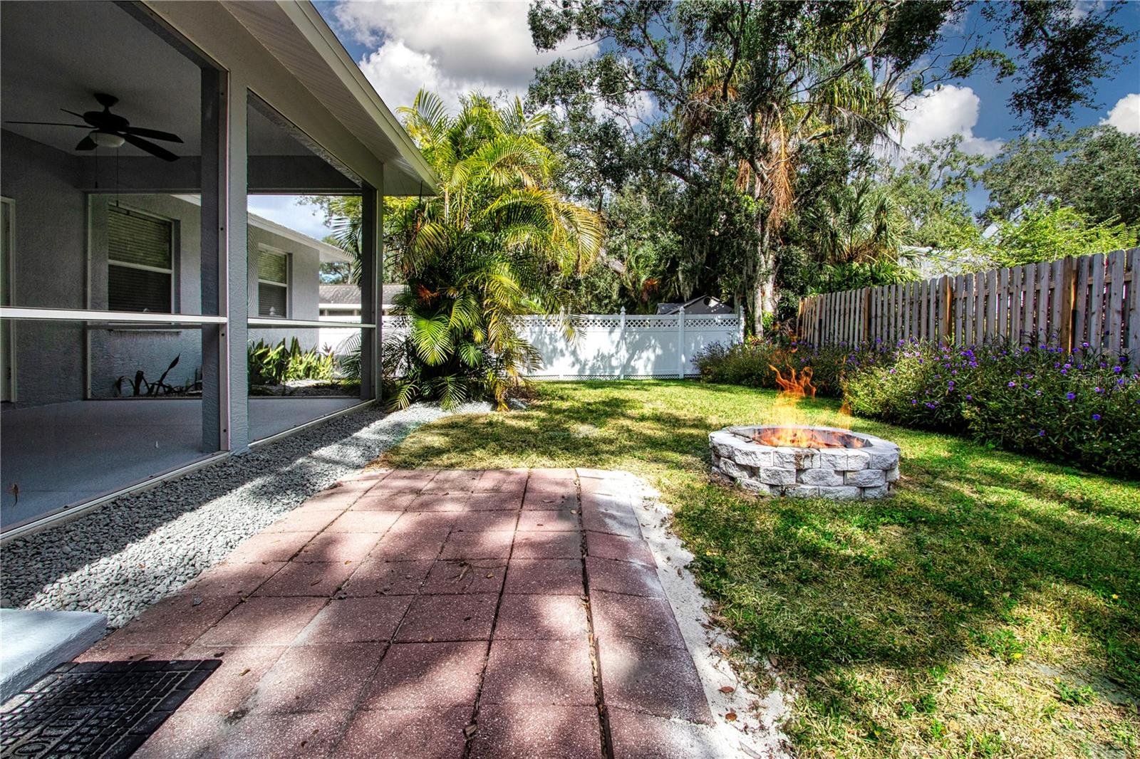 Image 45 of 49 For 2117 Huntington Avenue