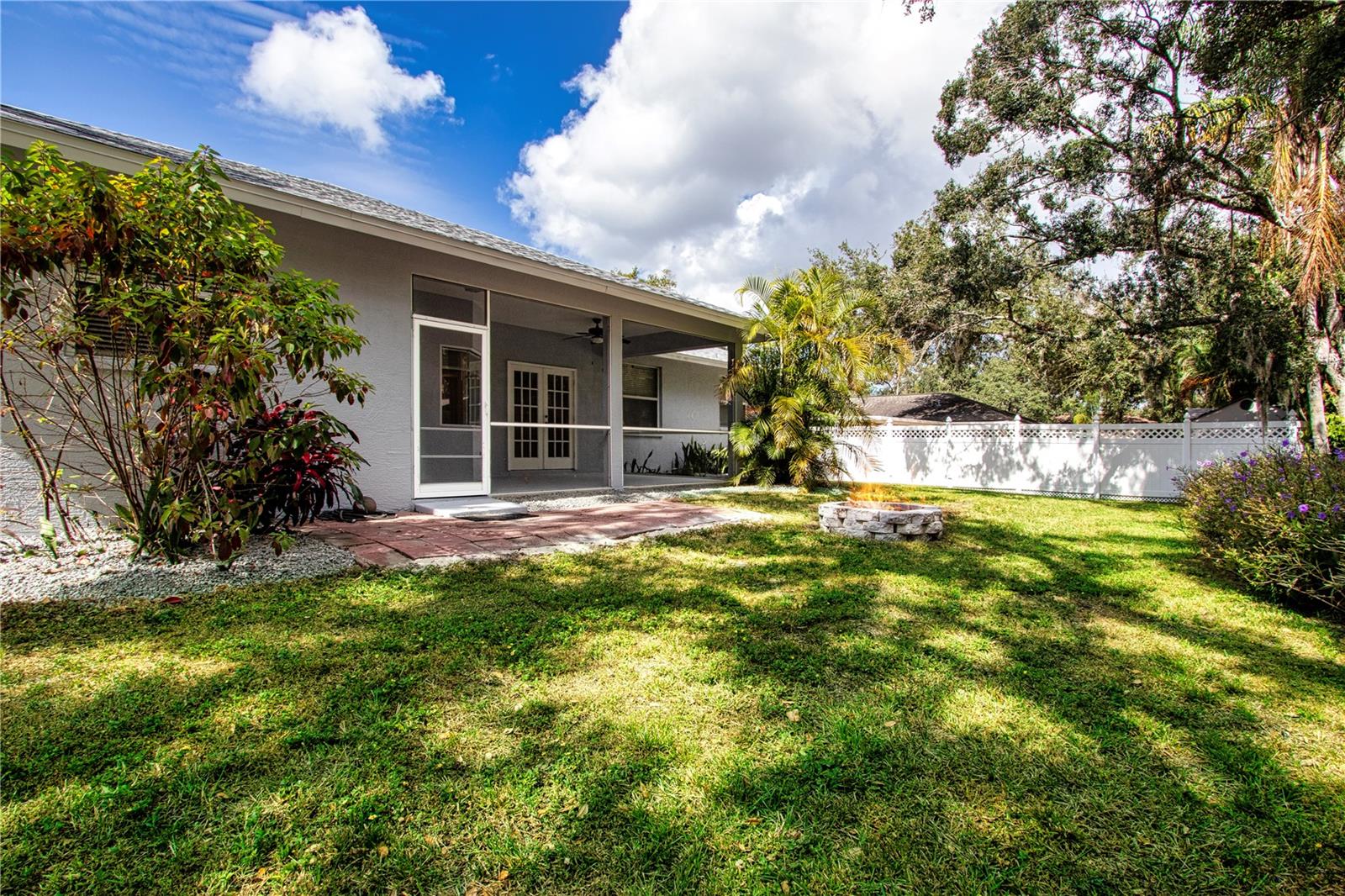 Image 47 of 49 For 2117 Huntington Avenue