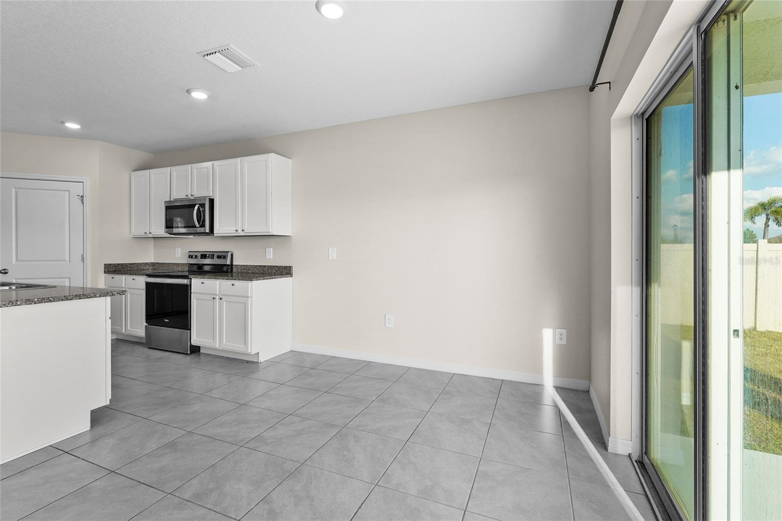 Image 15 of 88 For 17448 Harvest Moon Way