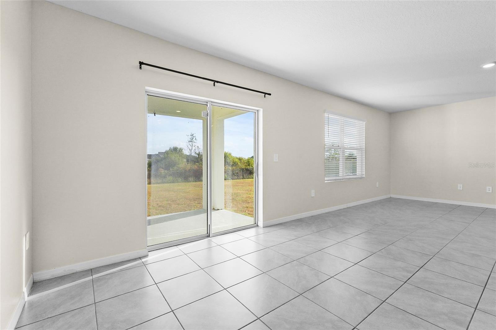 Image 16 of 88 For 17448 Harvest Moon Way