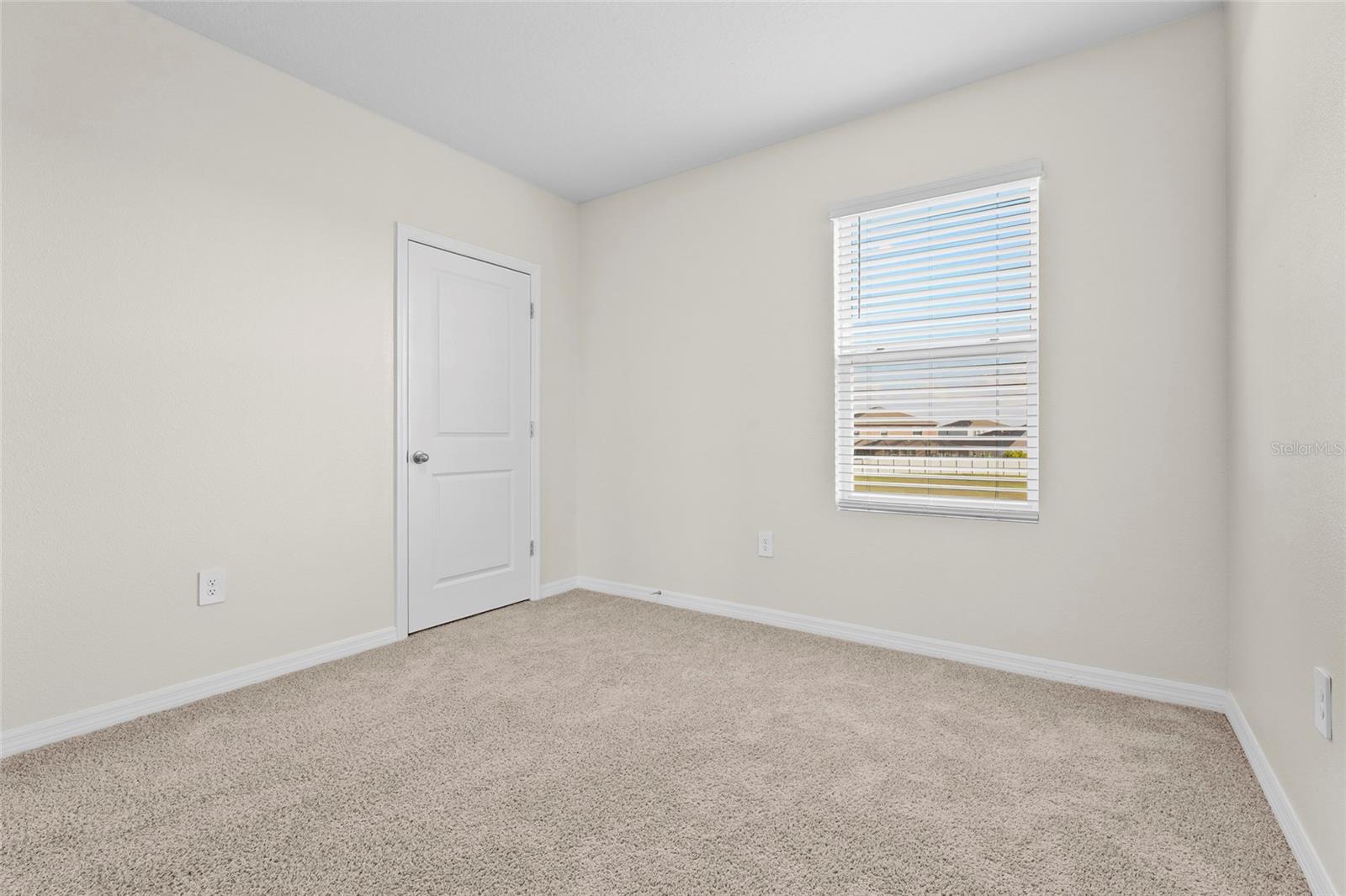 Image 37 of 88 For 17448 Harvest Moon Way