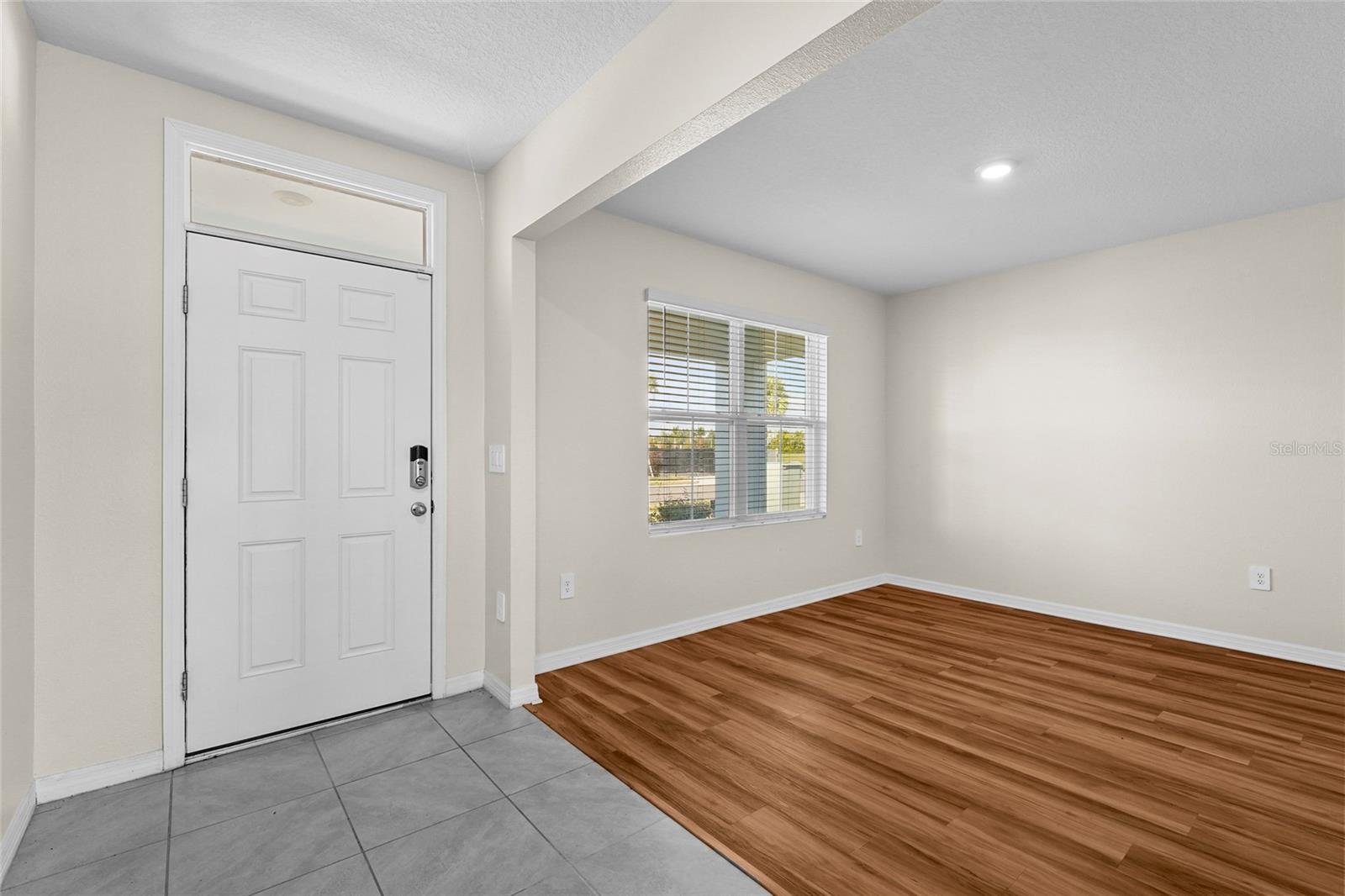 Image 5 of 88 For 17448 Harvest Moon Way