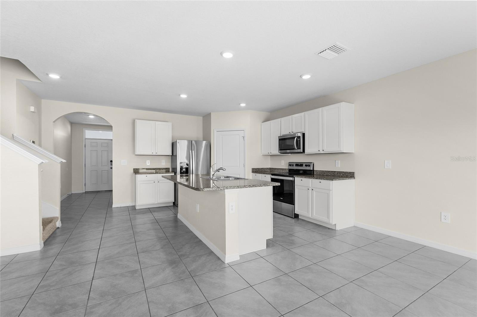 Image 9 of 88 For 17448 Harvest Moon Way