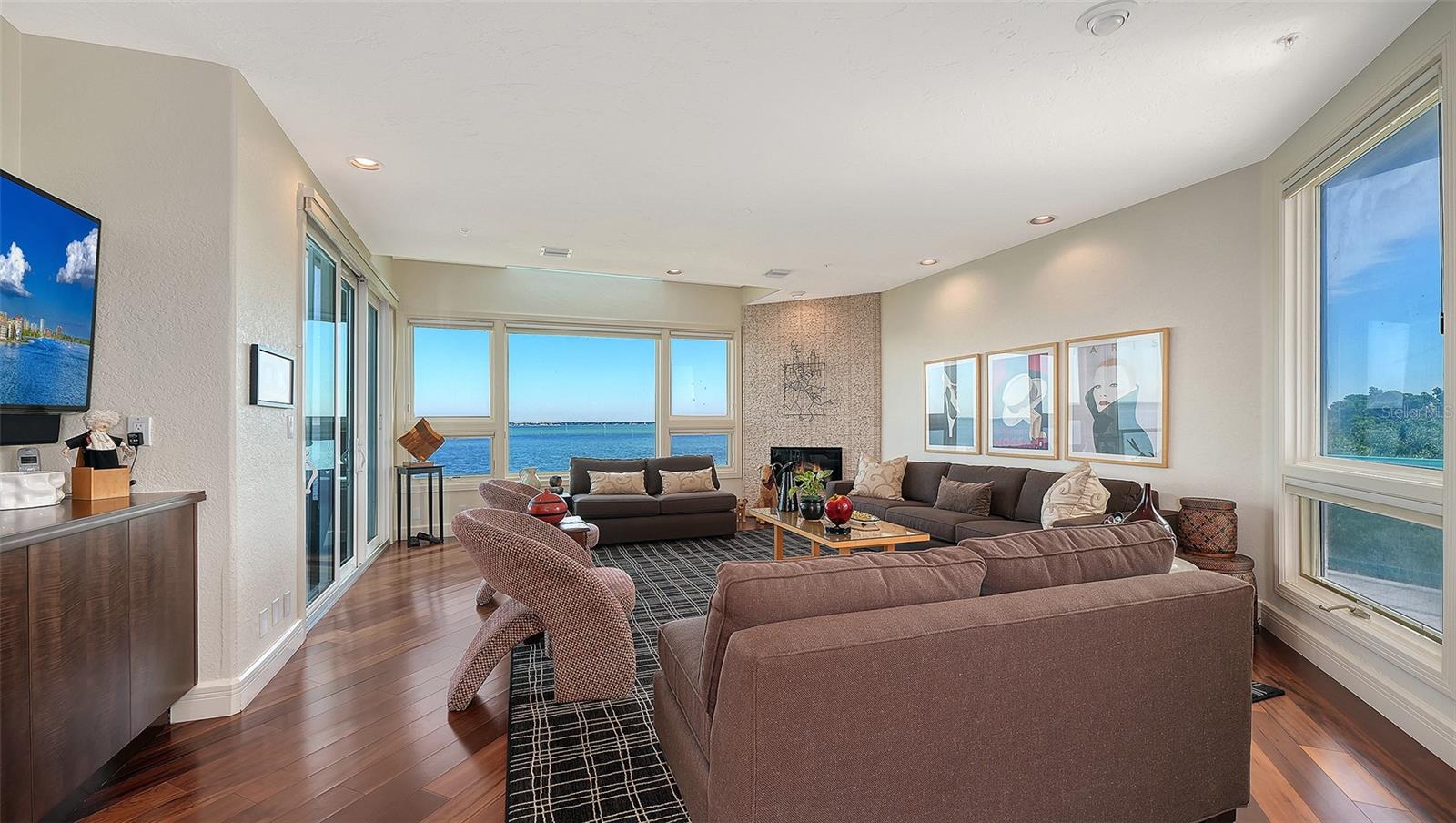 Image 10 of 47 For 340 Gulf Of Mexico Drive 126