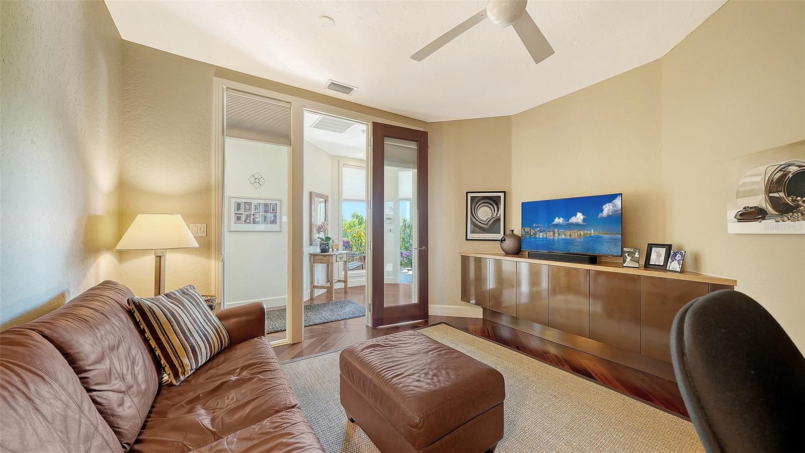 Image 25 of 47 For 340 Gulf Of Mexico Drive 126