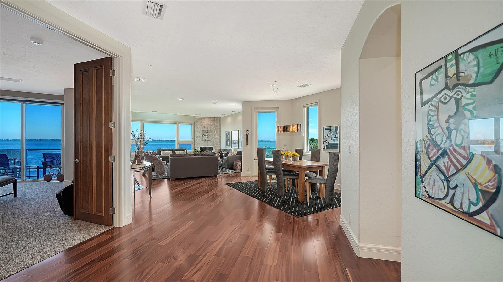 Image 9 of 47 For 340 Gulf Of Mexico Drive 126