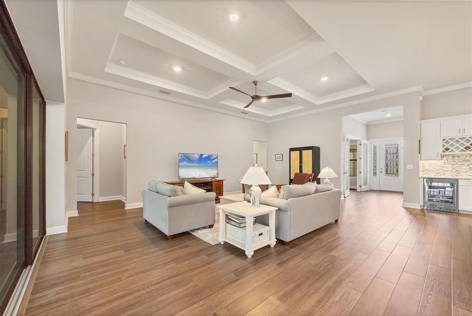 Image 10 of 76 For 1403 Sailview Place