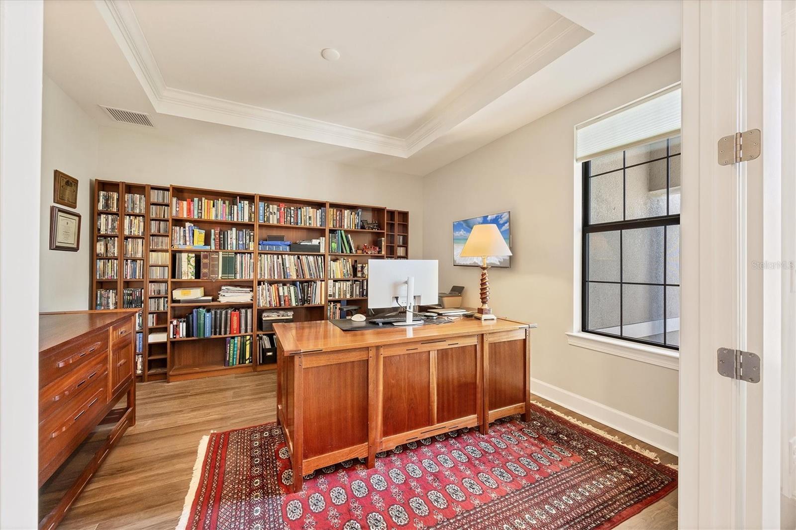 Image 29 of 76 For 1403 Sailview Place