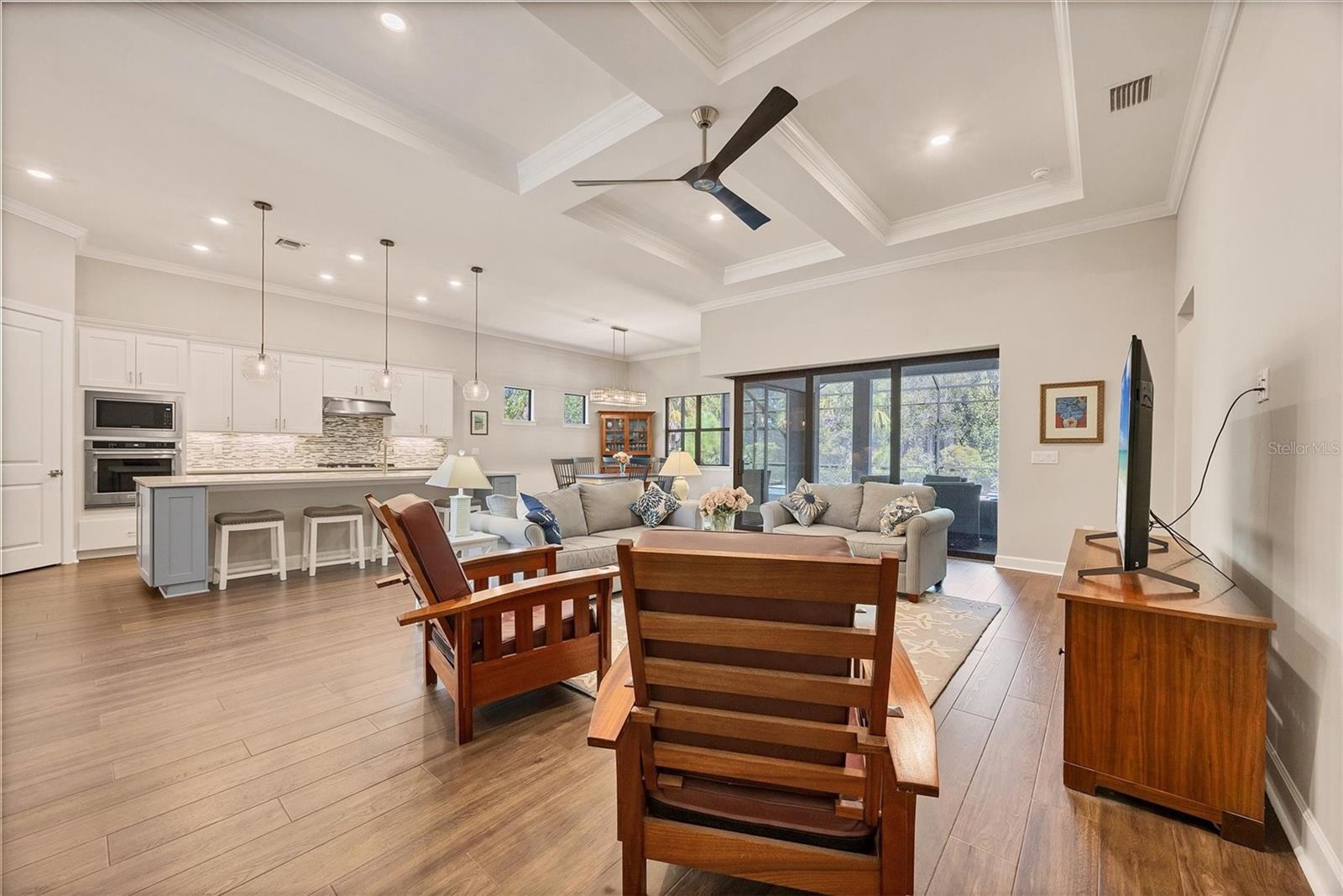 Image 9 of 76 For 1403 Sailview Place