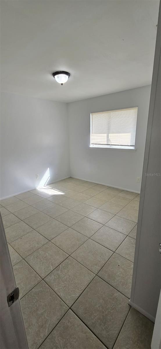 Image 5 of 7 For 1905 57th Avenue W