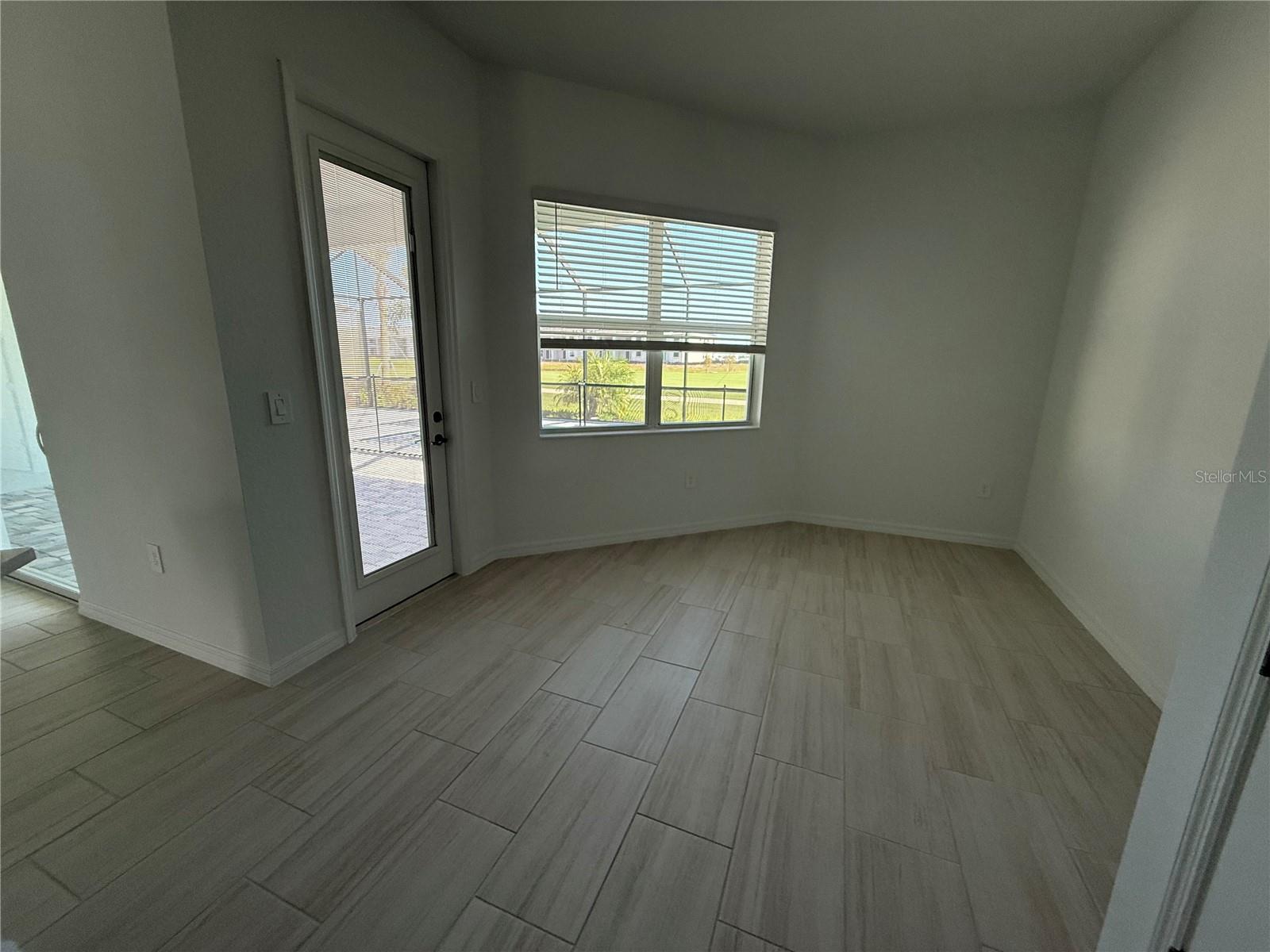 Image 6 of 23 For 5531 Lightning Whelk Lane