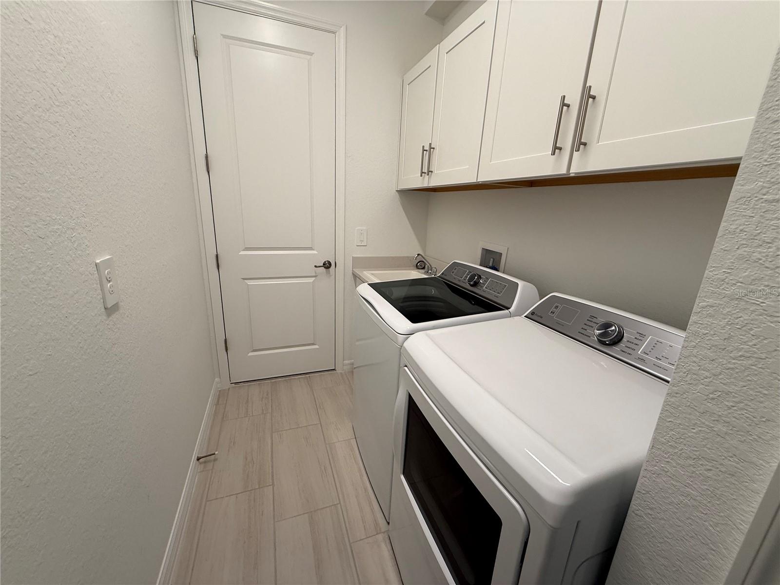 Image 9 of 23 For 5531 Lightning Whelk Lane