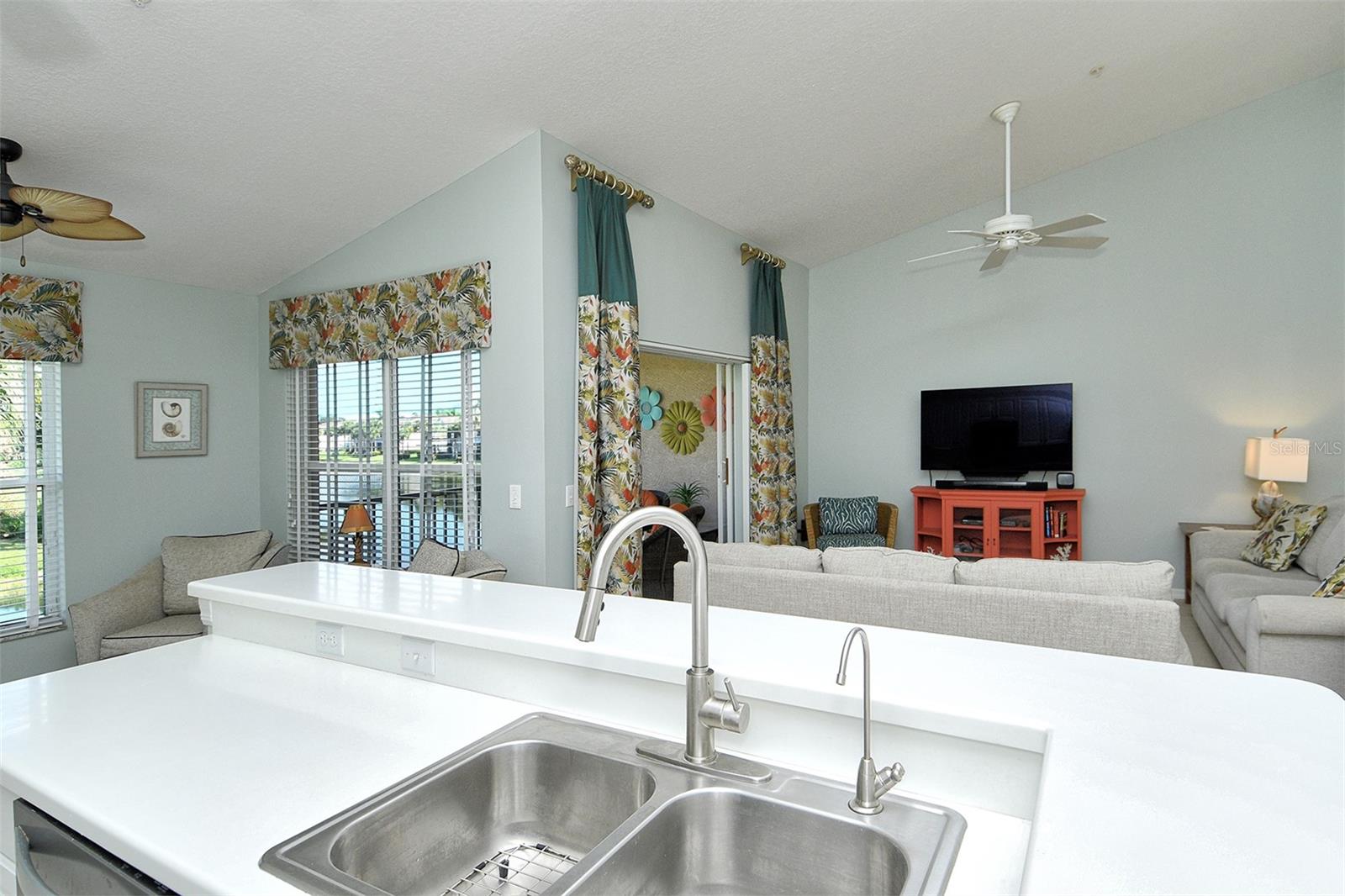 Image 22 of 59 For 5310 Hyland Hills Avenue 2123