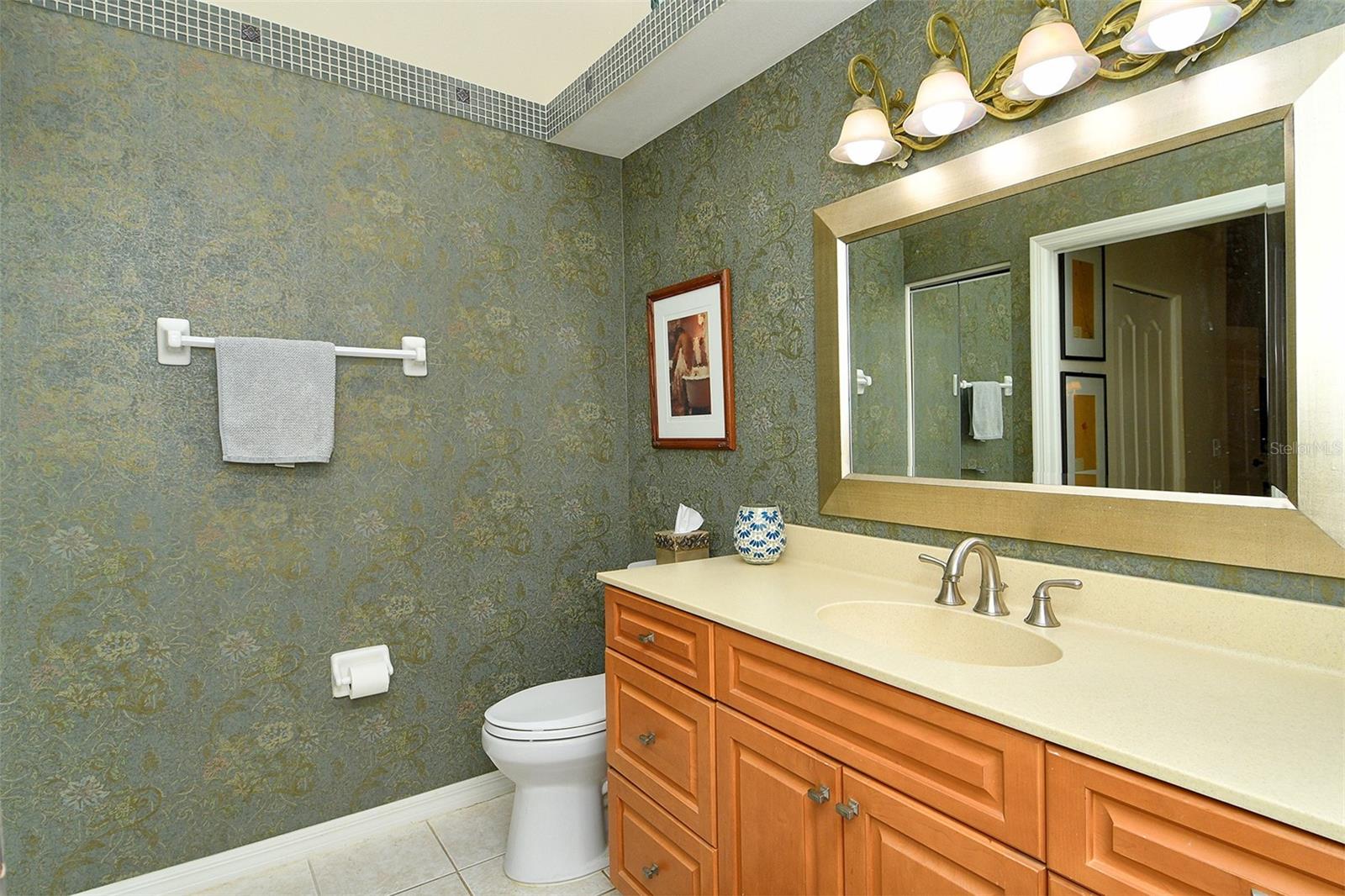 Image 29 of 59 For 5310 Hyland Hills Avenue 2123