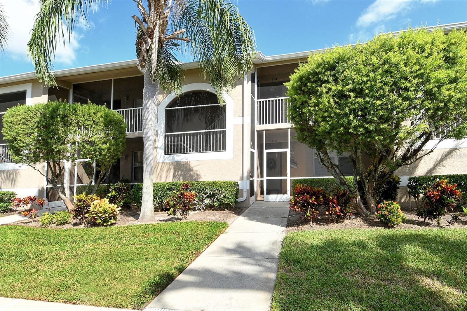 Image 4 of 59 For 5310 Hyland Hills Avenue 2123