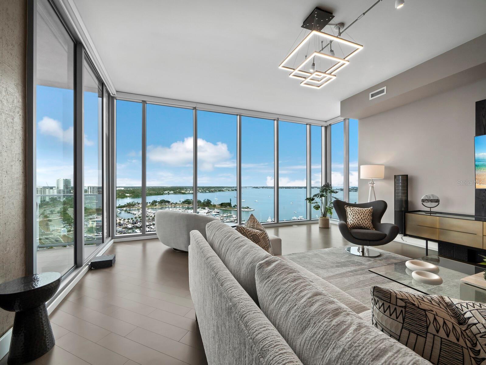 Image 12 of 53 For 1155 Gulfstream Avenue 1709