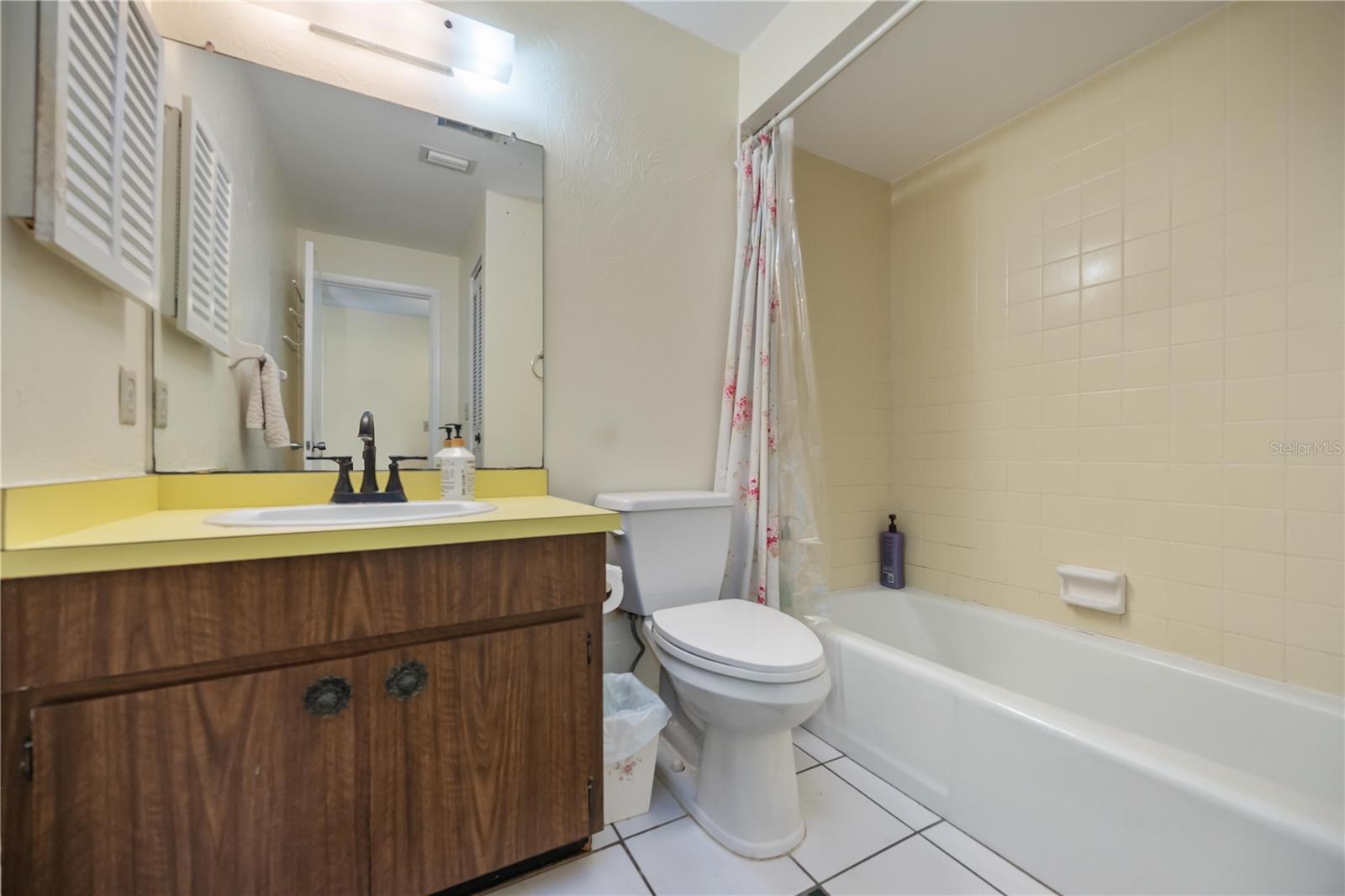 Image 16 of 25 For 4885 Rilma Avenue 131