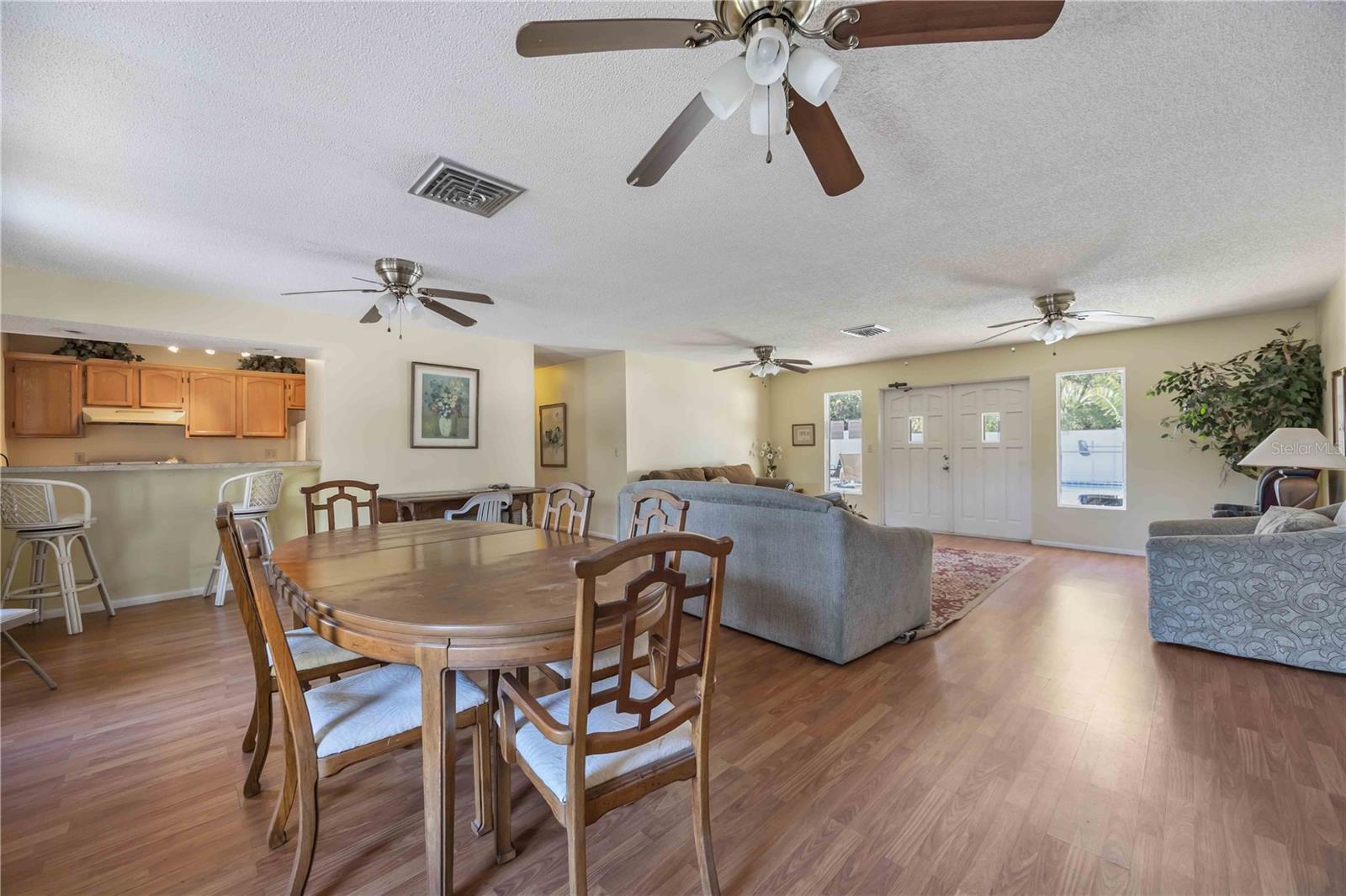 Image 19 of 25 For 4885 Rilma Avenue 131