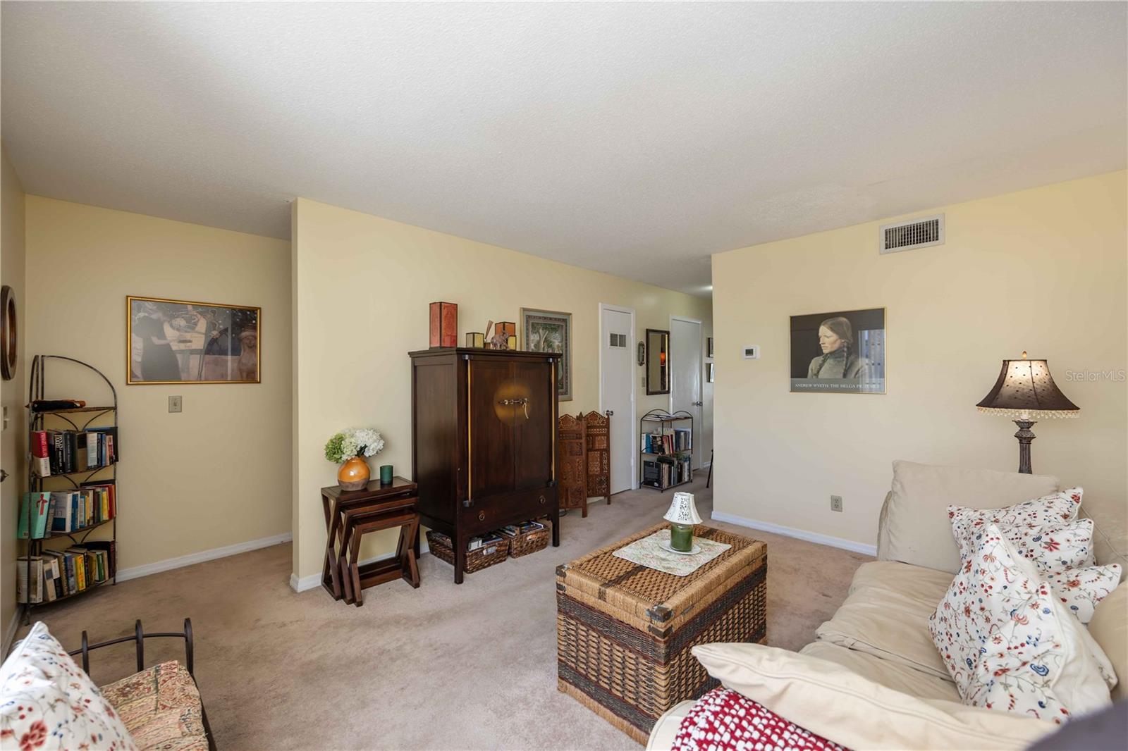 Image 5 of 25 For 4885 Rilma Avenue 131