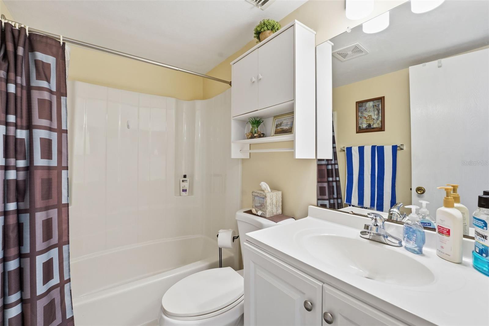 Image 14 of 18 For 25275 Rampart Boulevard 1203