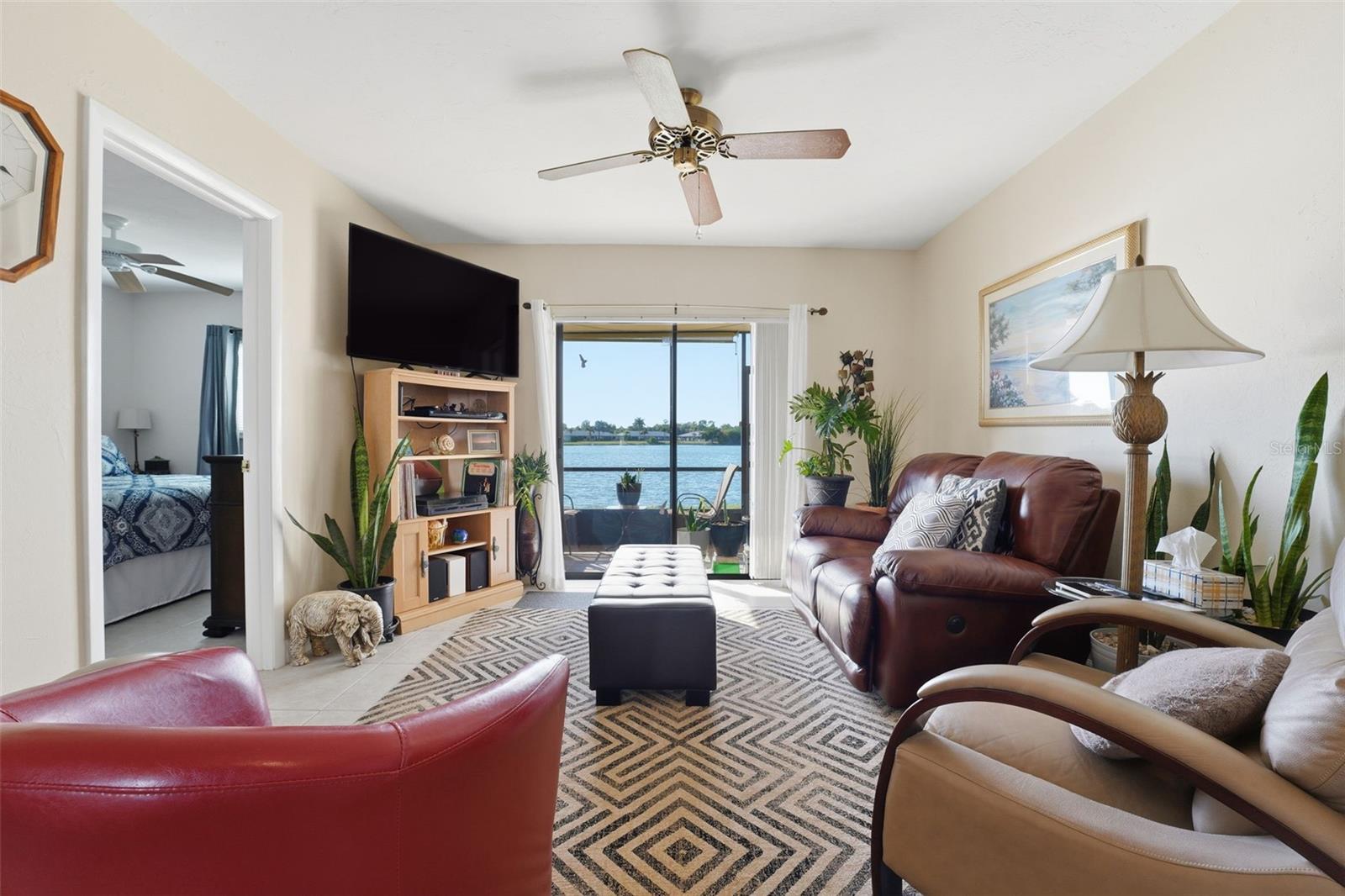 Image 4 of 18 For 25275 Rampart Boulevard 1203