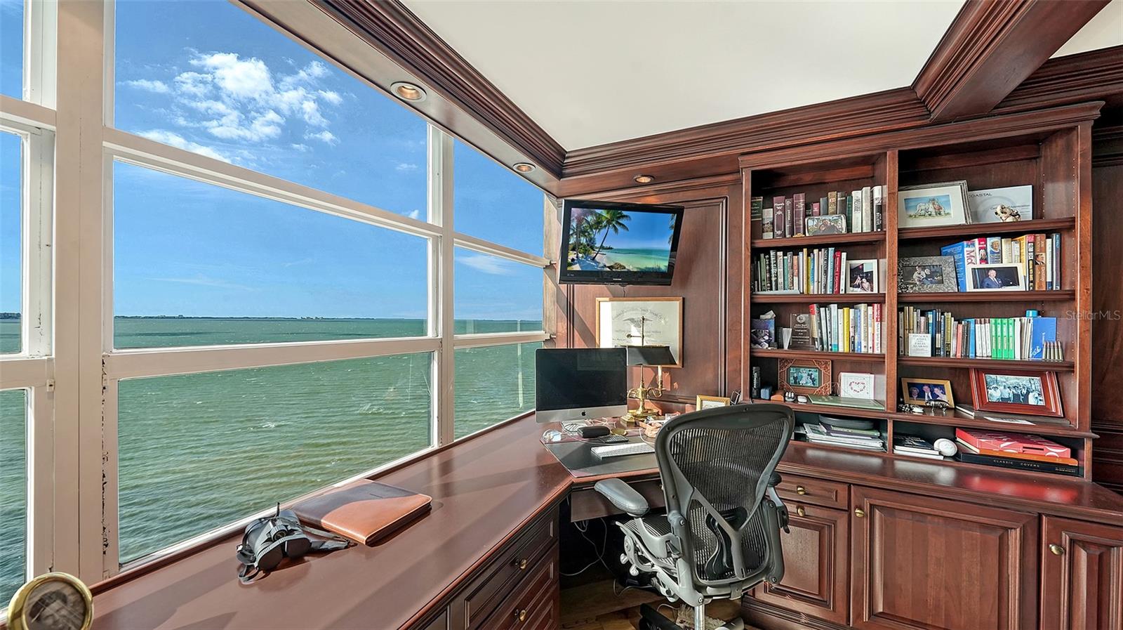 Image 20 of 73 For 988 Boulevard Of The Arts  S1814