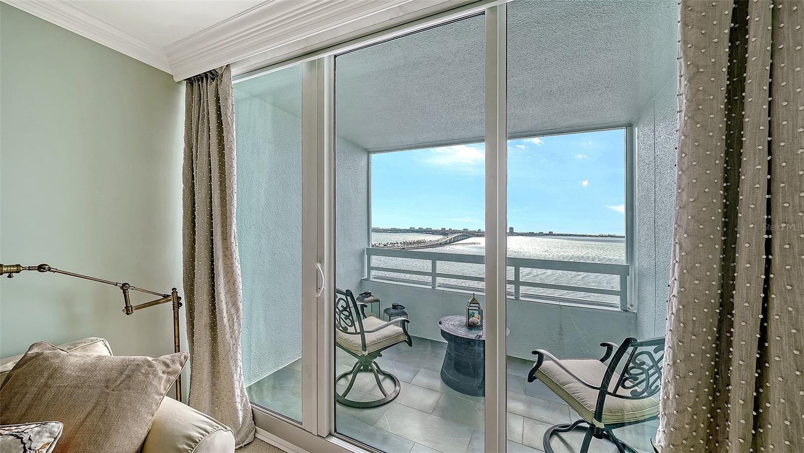 Image 34 of 73 For 988 Boulevard Of The Arts  S1814