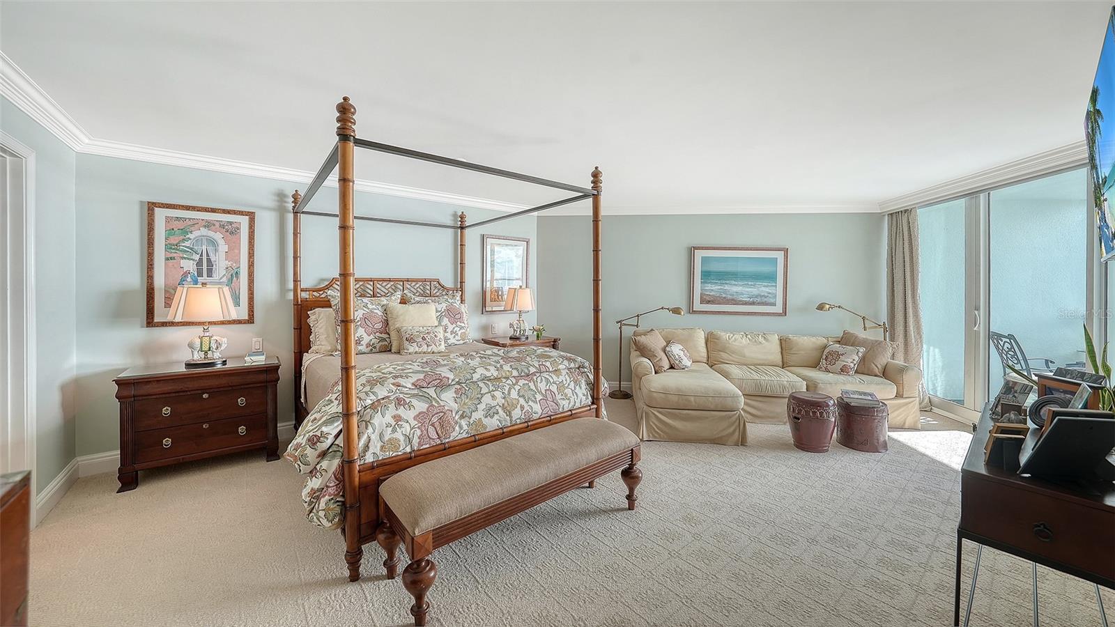 Image 36 of 73 For 988 Boulevard Of The Arts  S1814