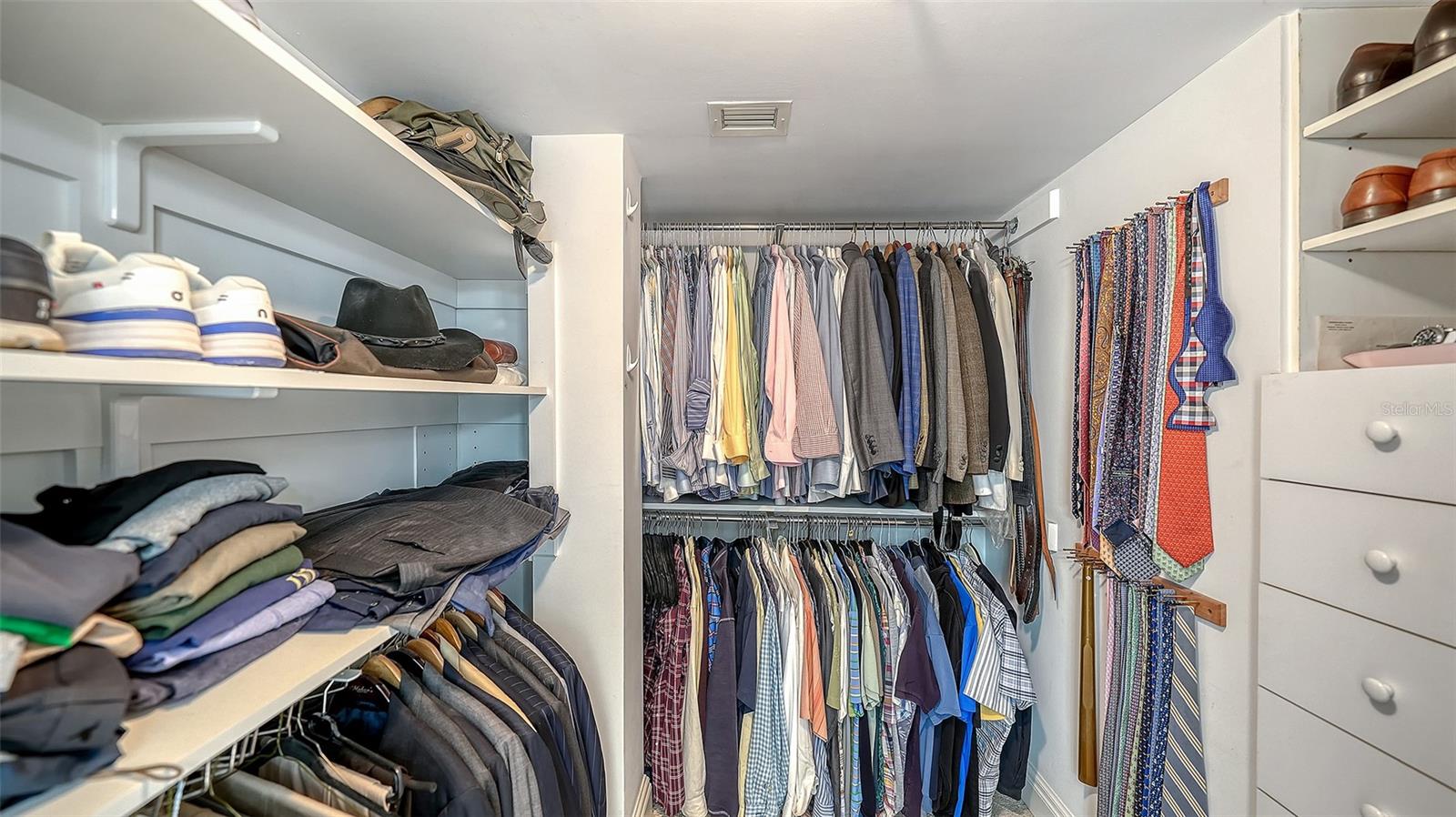 Image 42 of 73 For 988 Boulevard Of The Arts  S1814