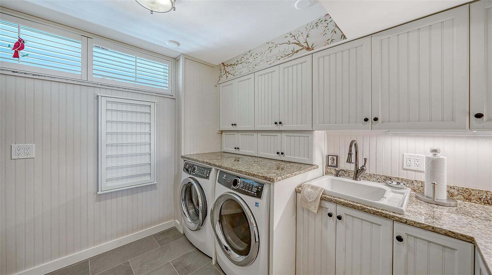 Image 46 of 73 For 988 Boulevard Of The Arts  S1814