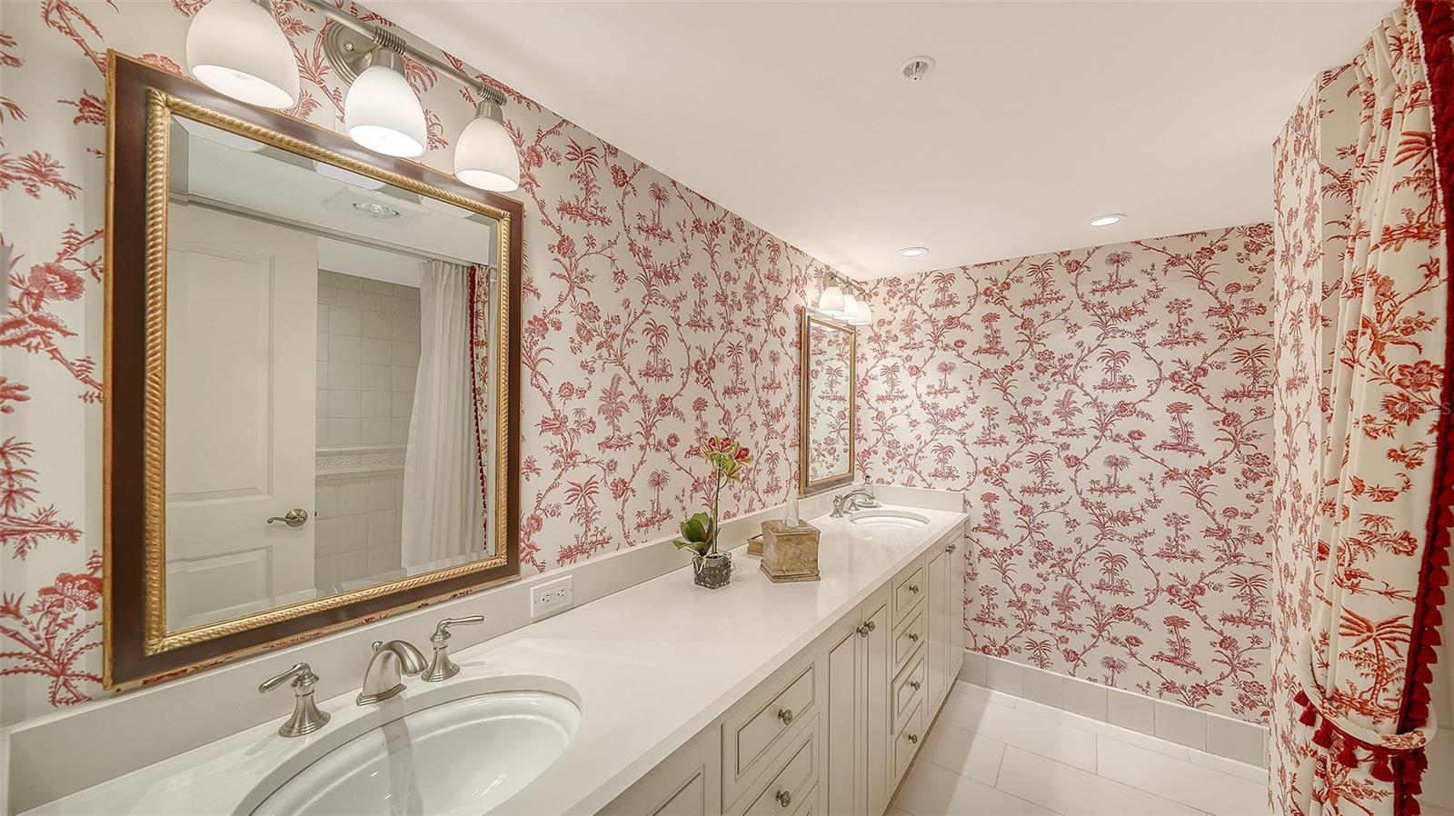 Image 50 of 73 For 988 Boulevard Of The Arts  S1814