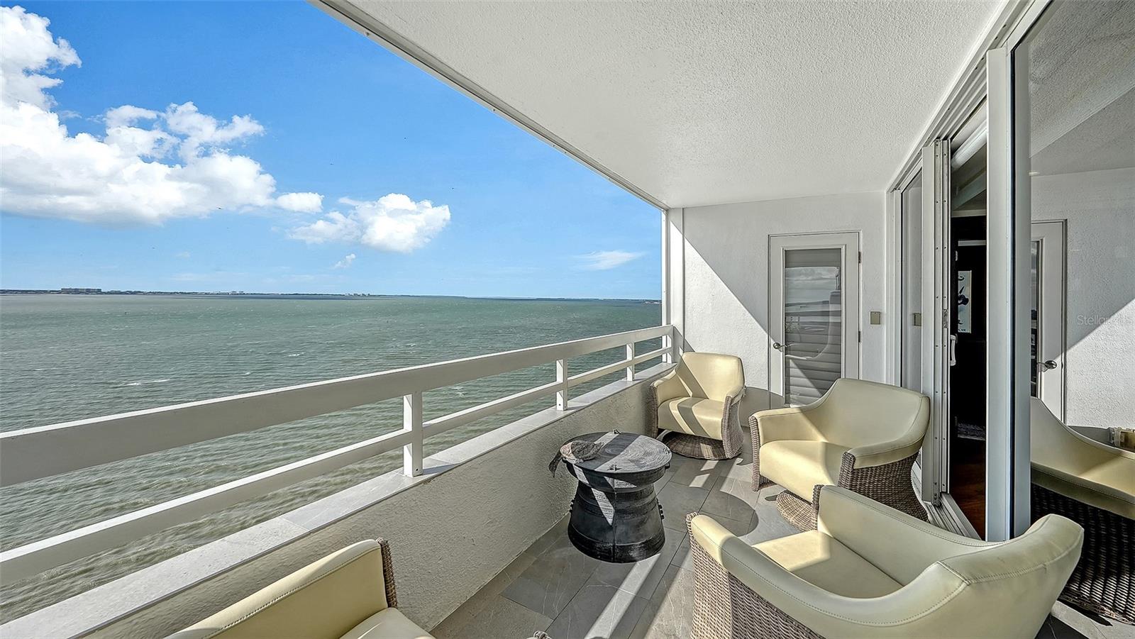 Image 54 of 73 For 988 Boulevard Of The Arts  S1814