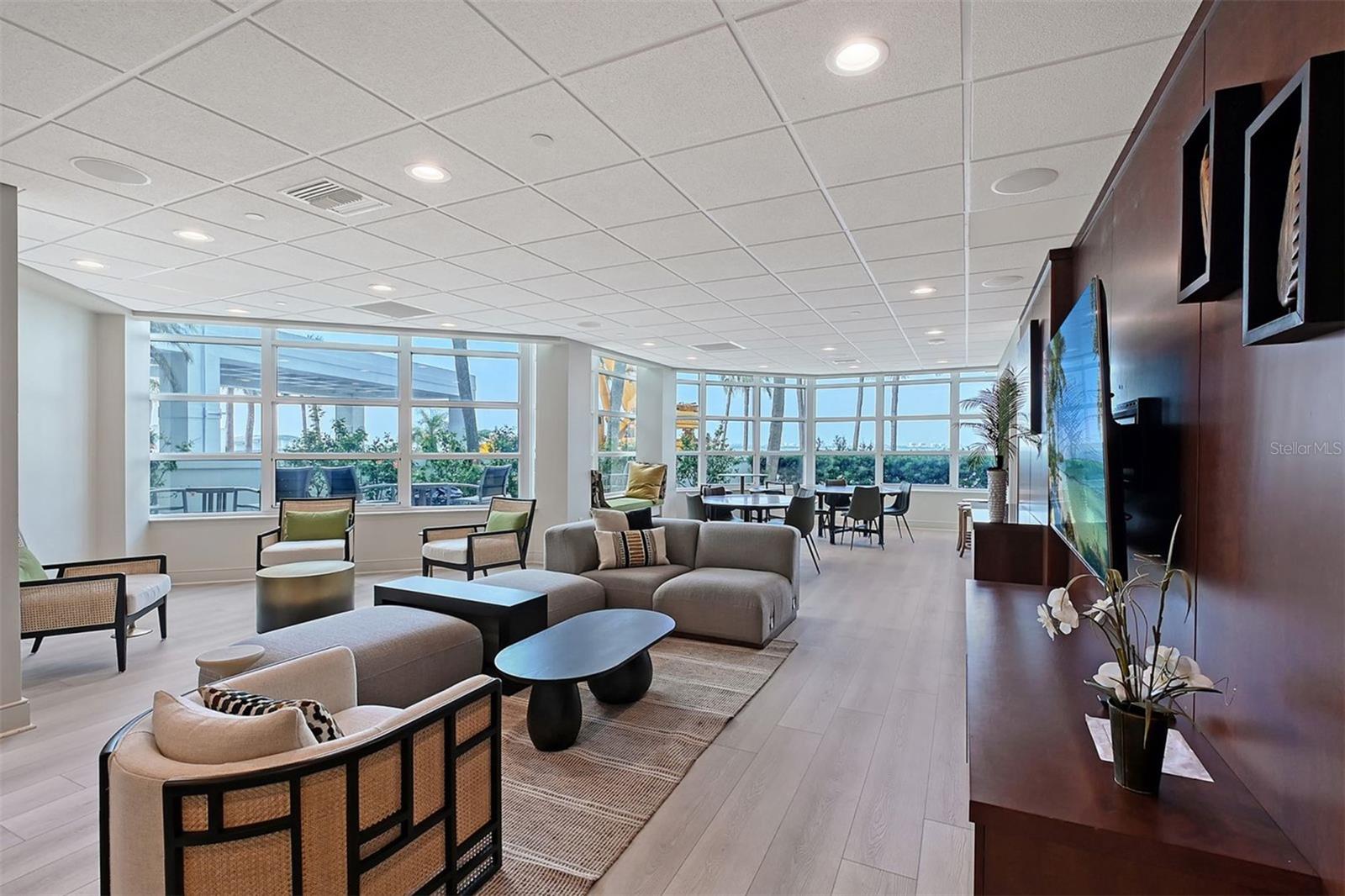 Image 59 of 73 For 988 Boulevard Of The Arts  S1814