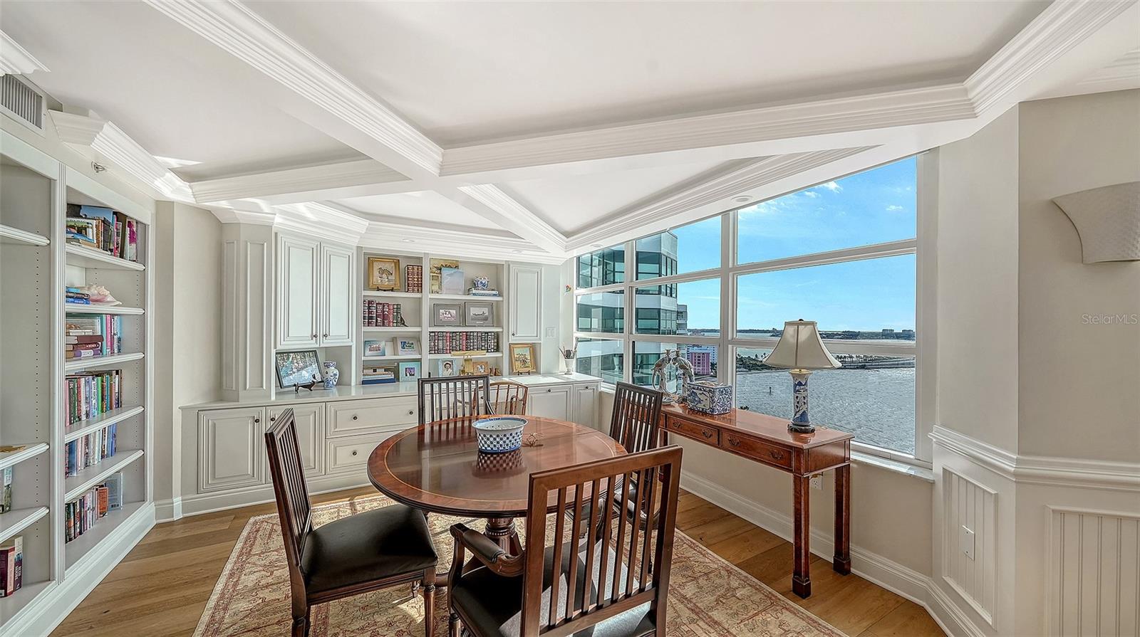 Image 6 of 73 For 988 Boulevard Of The Arts  S1814